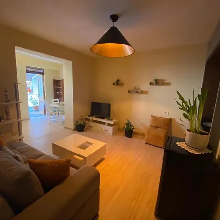 Apartamento Saranda Beach Apartment *