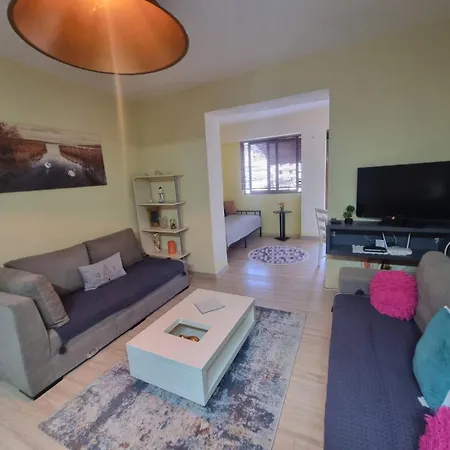 Saranda Beach Apartment * Σαράντα
